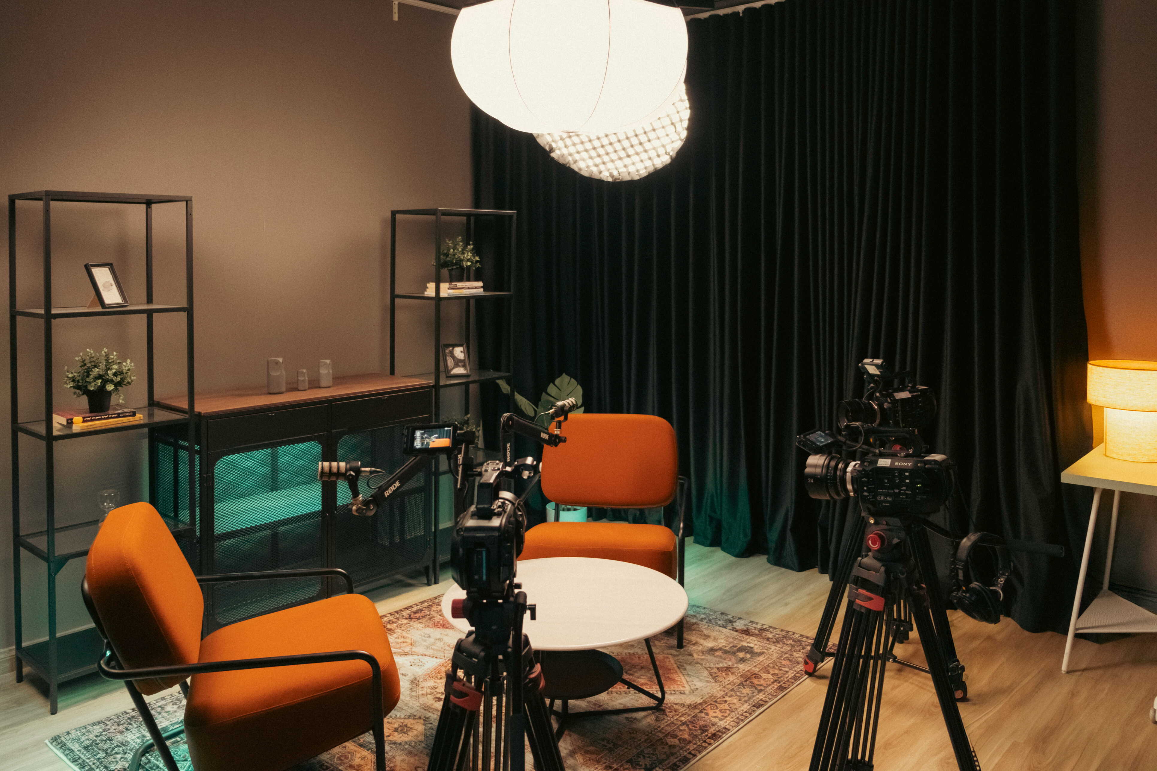 استديو هـ hover